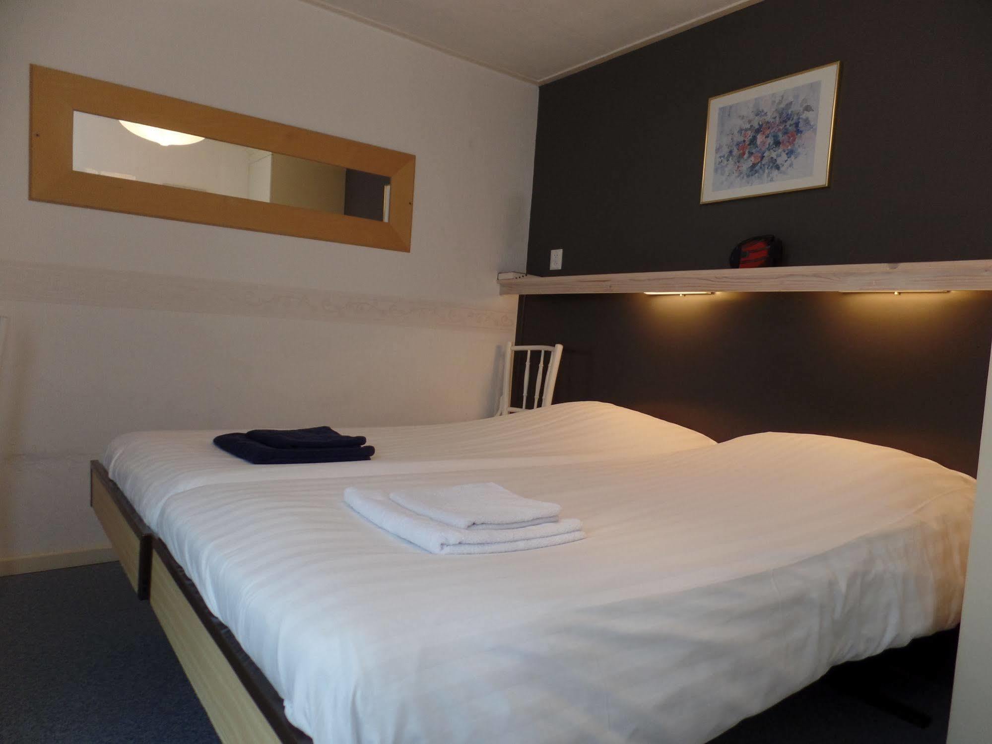 Hotel Sonnevanck Egmond aan Zee Exterior photo